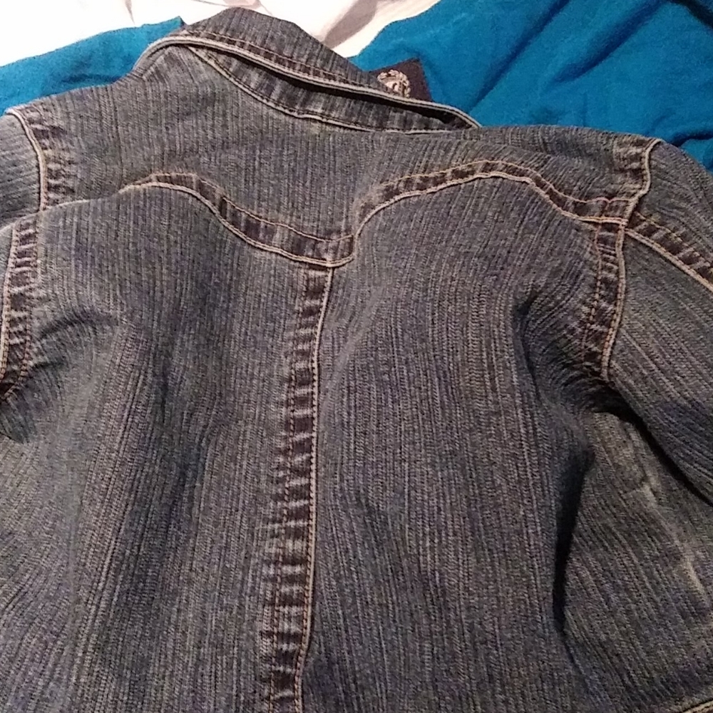 Denim jacket - Picture 2 of 4